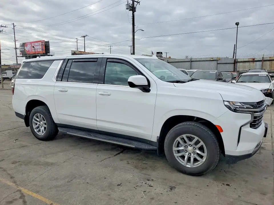 2023 CHEVROLET SUBURBAN K1500 LT  