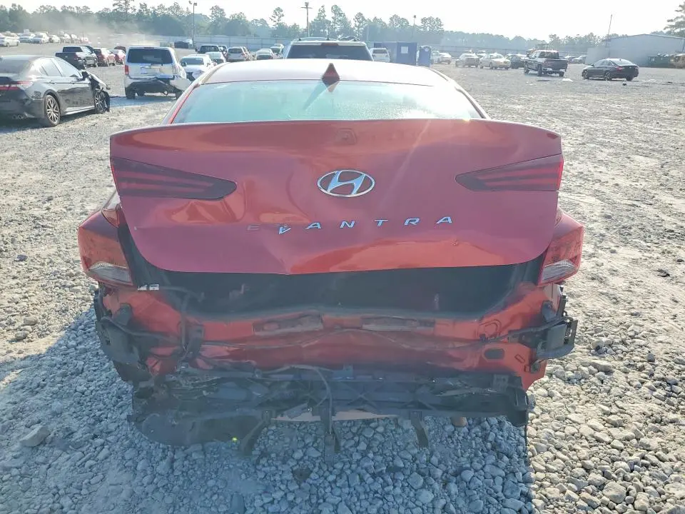 2020 HYUNDAI ELANTRA SEL  