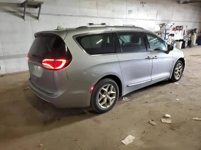2017 CHRYSLER PACIFICA TOURING L PLUS  