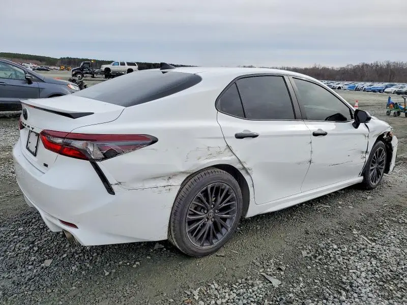2022 TOYOTA CAMRY   