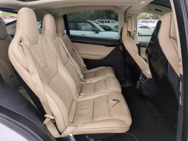 2016 TESLA MODEL X   