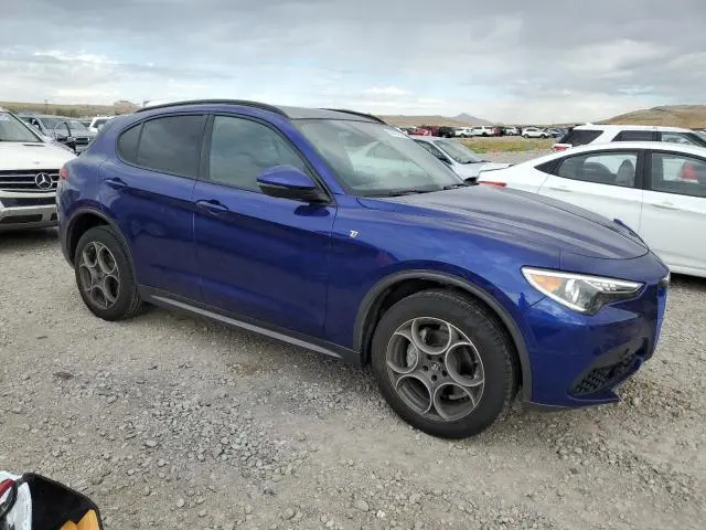 2022 ALFA ROMEO STELVIO TI  