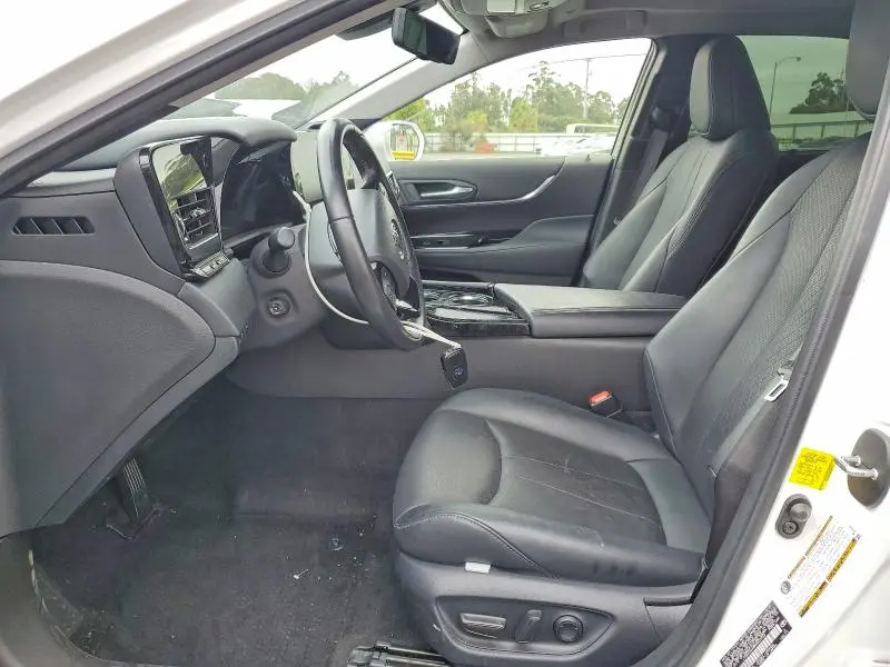 2021 TOYOTA MIRAI LIMITED  