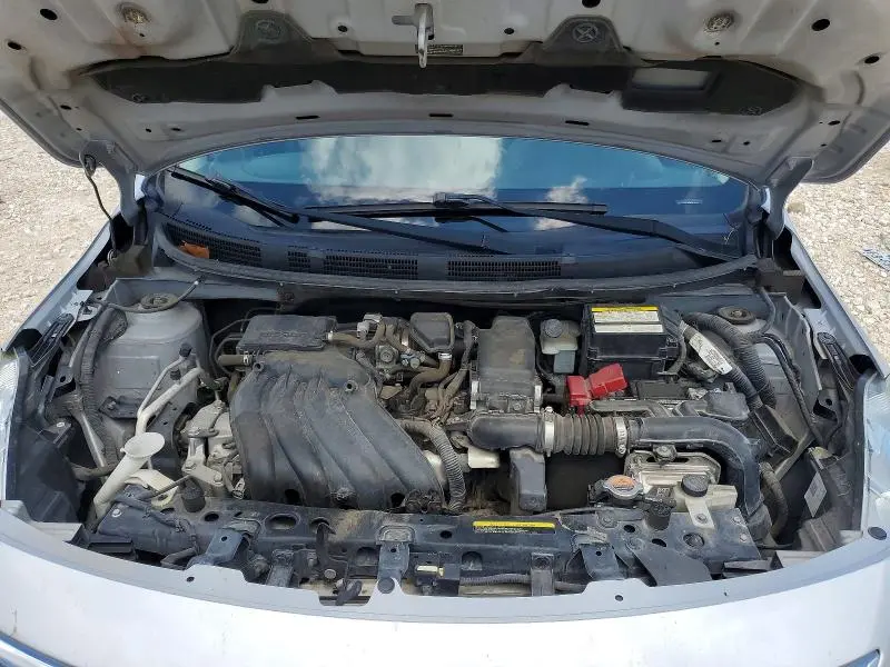 2015 NISSAN VERSA 1.6 SV  