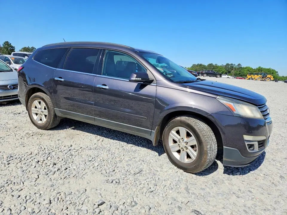 2014 CHEVROLET TRAVERSE LT  