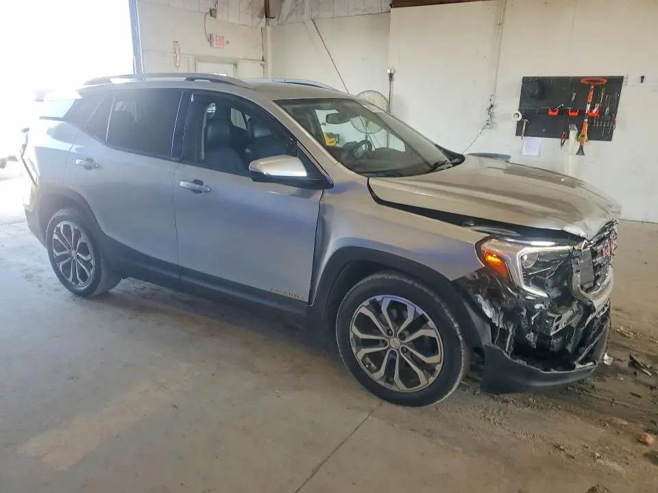 2019 GMC TERRAIN SLT  