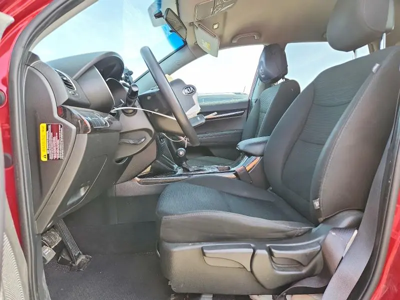 2014 KIA SORENTO LX  