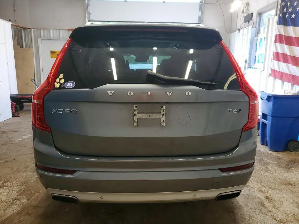 2016 VOLVO XC90 T6  