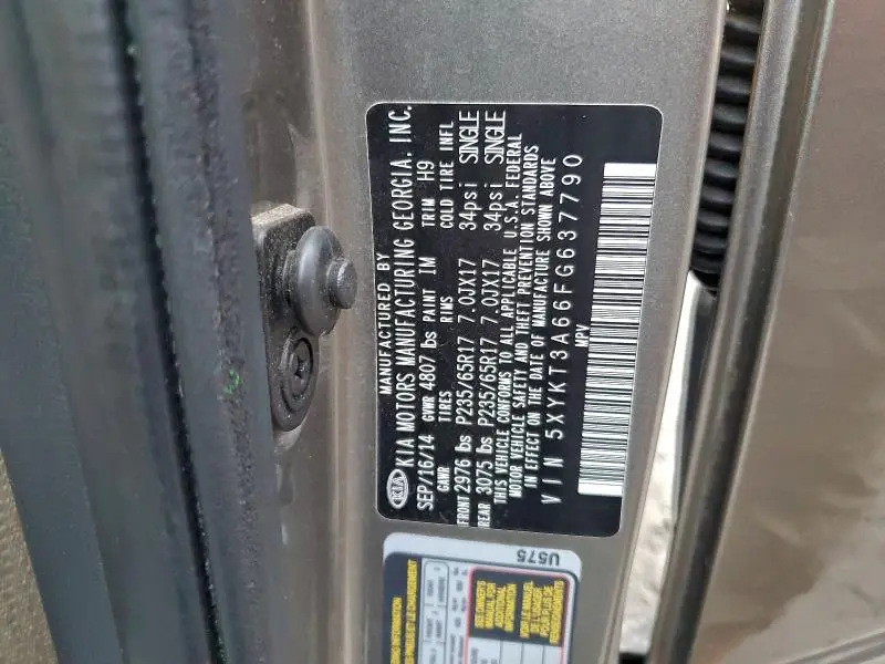 2015 KIA SORENTO LX  