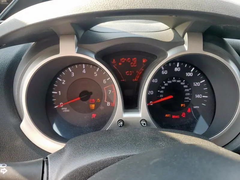 2013 NISSAN JUKE S  
