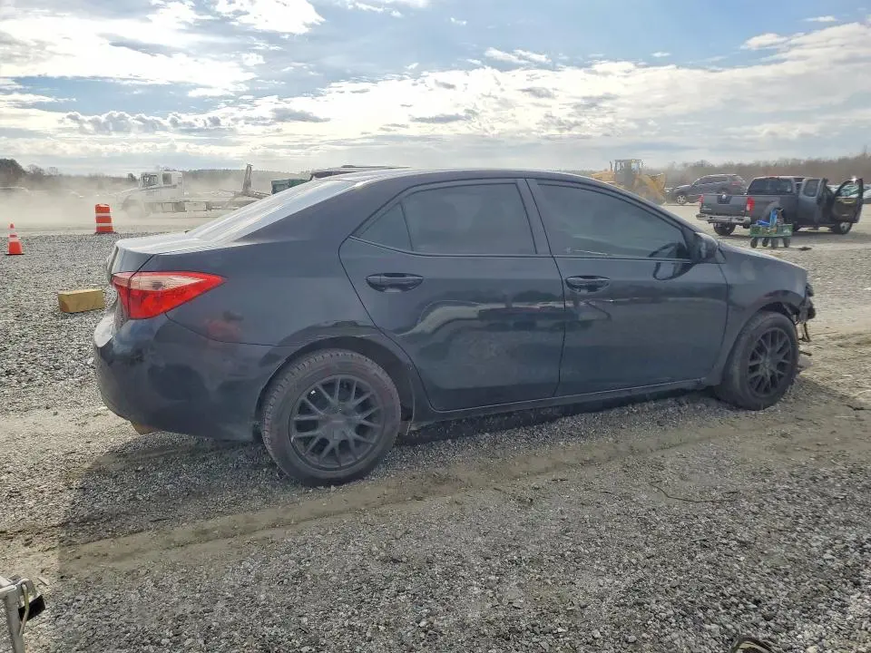 2017 TOYOTA COROLLA LE  
