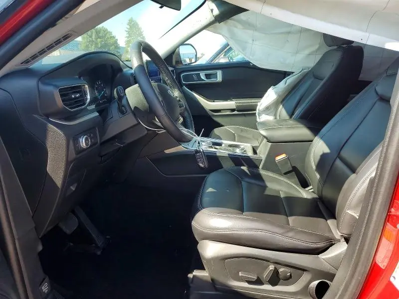 2021 FORD EXPLORER XLT  