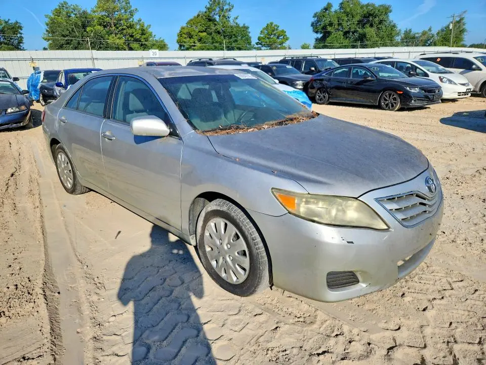 2011 TOYOTA CAMRY BASE  