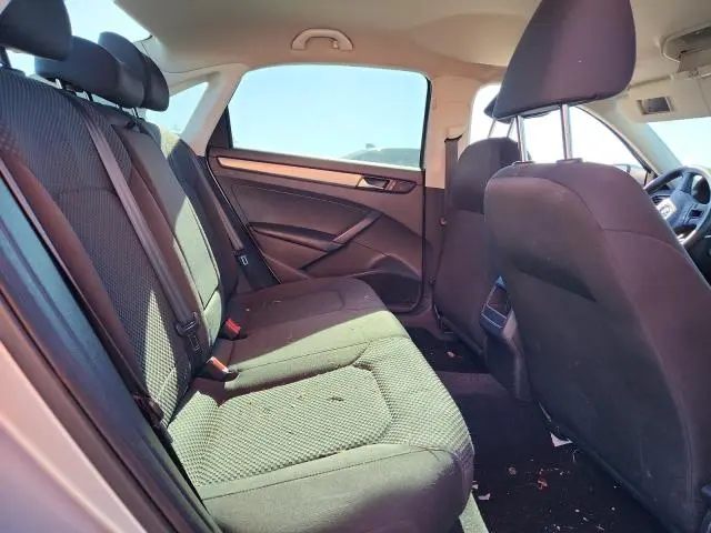 2014 VOLKSWAGEN PASSAT S  