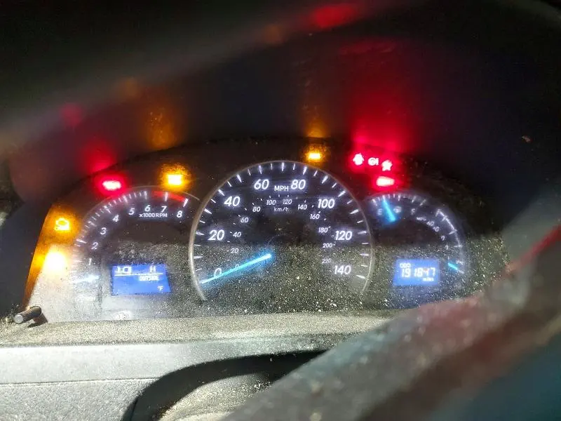 2012 TOYOTA CAMRY LE  