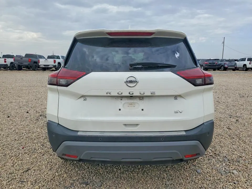 2021 NISSAN ROGUE SV  
