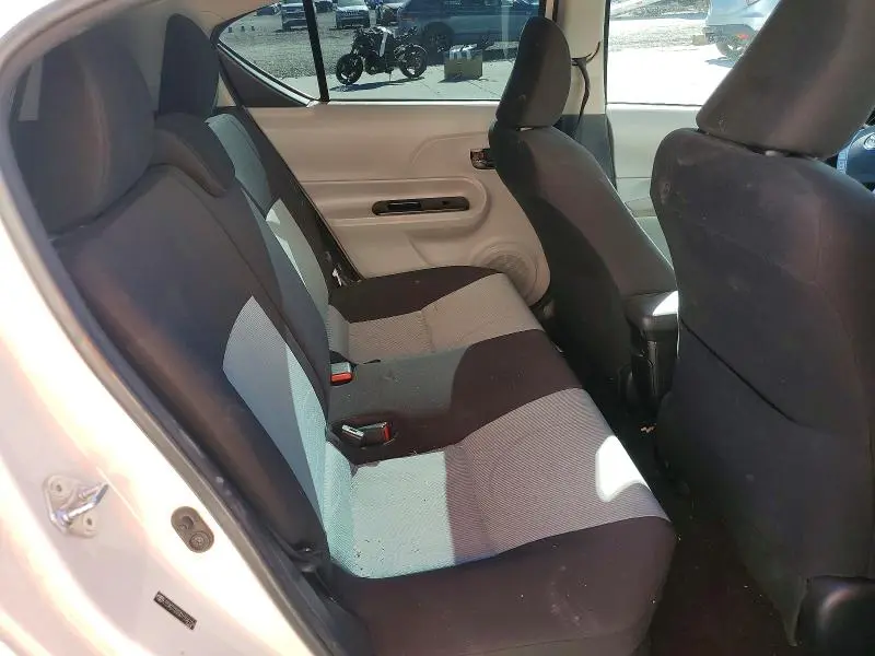 2013 TOYOTA PRIUS C TWO  