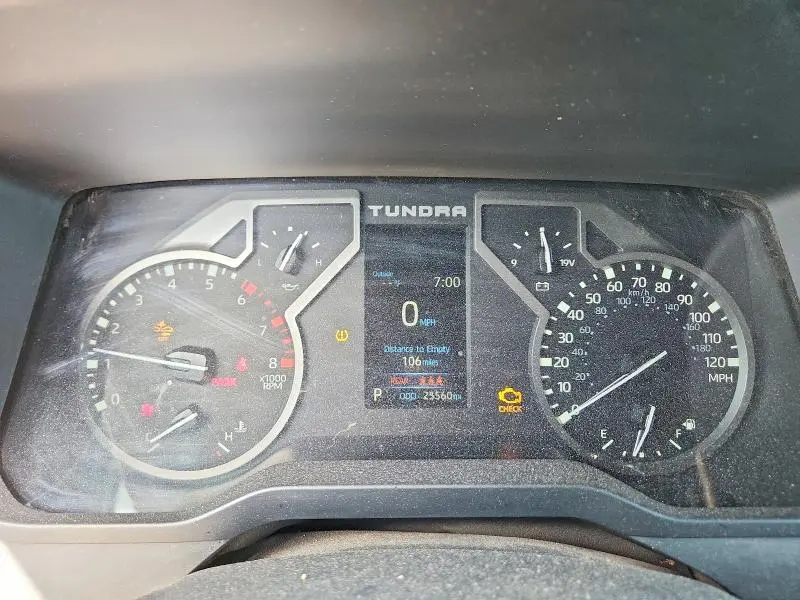 2025 TOYOTA TUNDRA SR5  