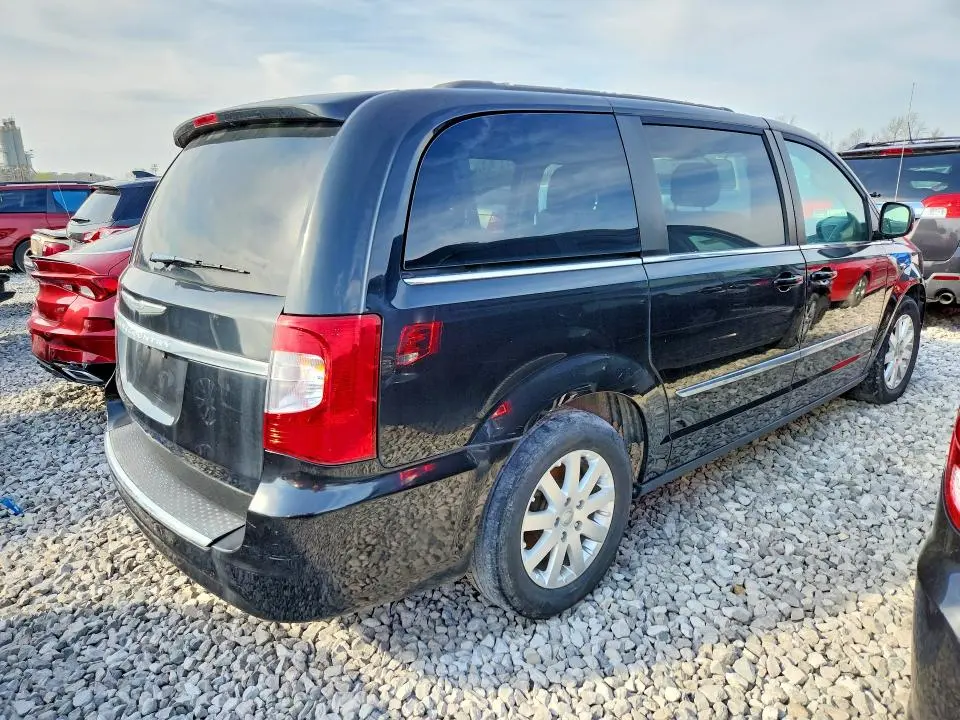 2016 CHRYSLER TOWN&COUNT   