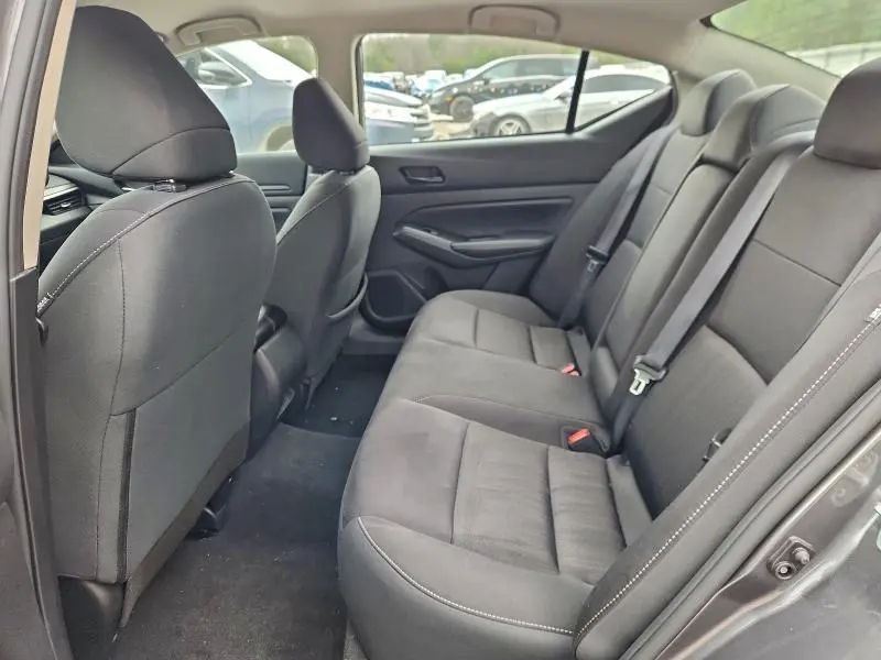 2024 NISSAN ALTIMA SV  