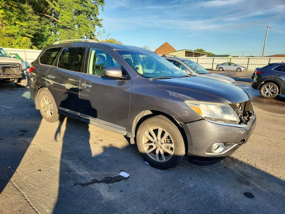 2014 NISSAN PATHFINDER S  