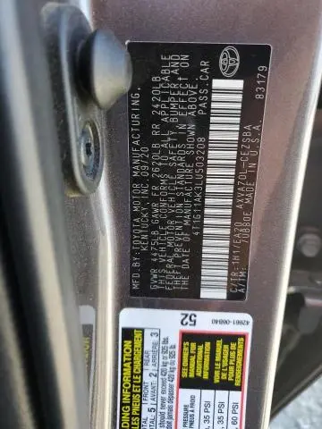 2020 TOYOTA CAMRY SE  