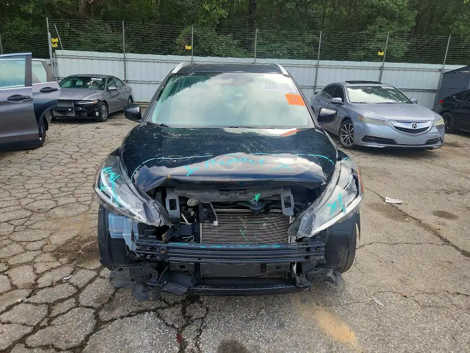 2022 NISSAN KICKS SV  