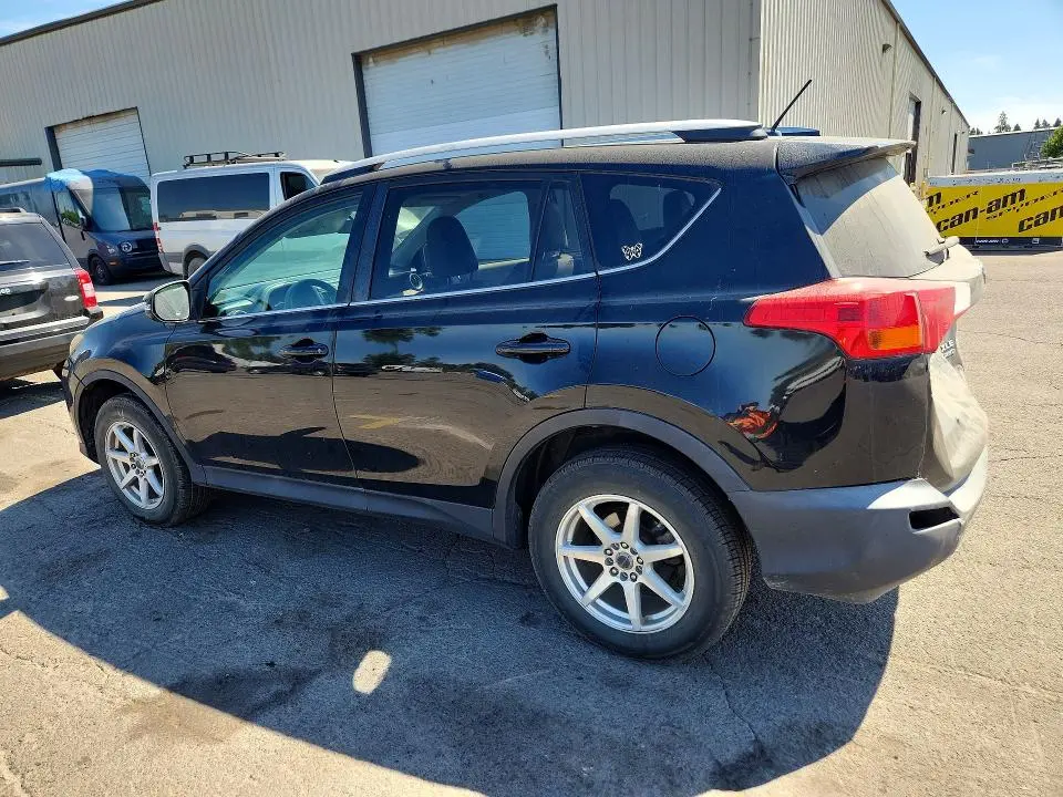 2013 TOYOTA RAV4 XLE  