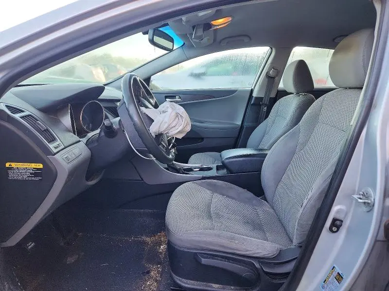 2011 HYUNDAI SONATA GLS  