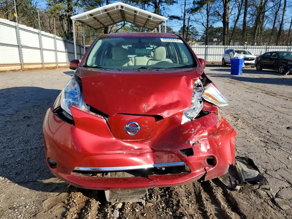 2015 NISSAN LEAF SV  