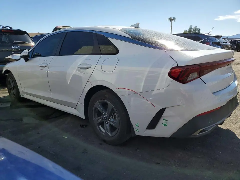 2022 KIA K5 LX  