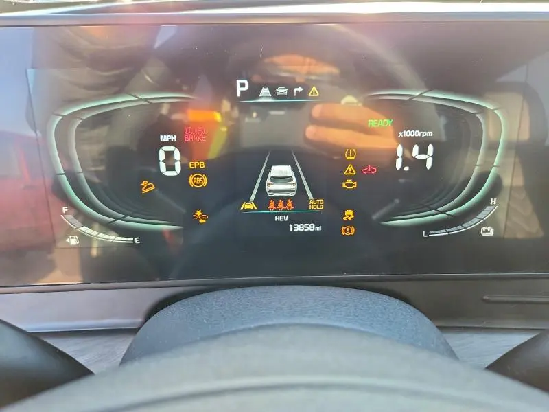 2024 KIA SPORTAGE X LINE  