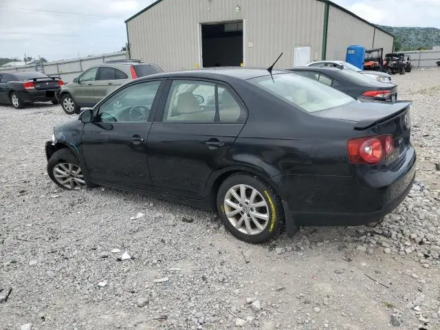 2010 VOLKSWAGEN JETTA SE  