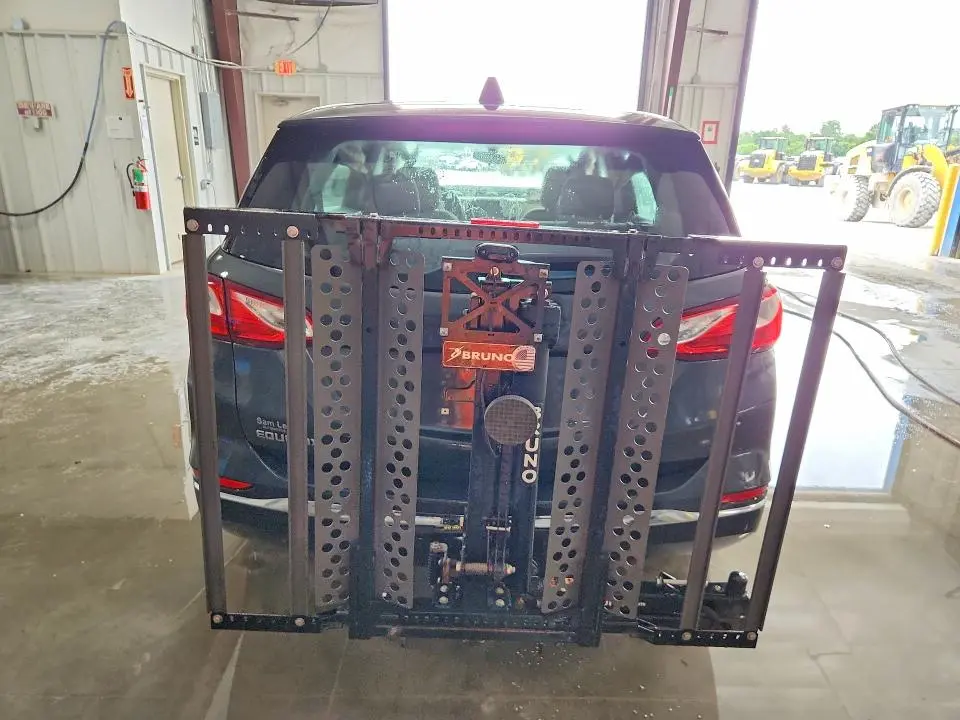 2018 CHEVROLET EQUINOX LS  
