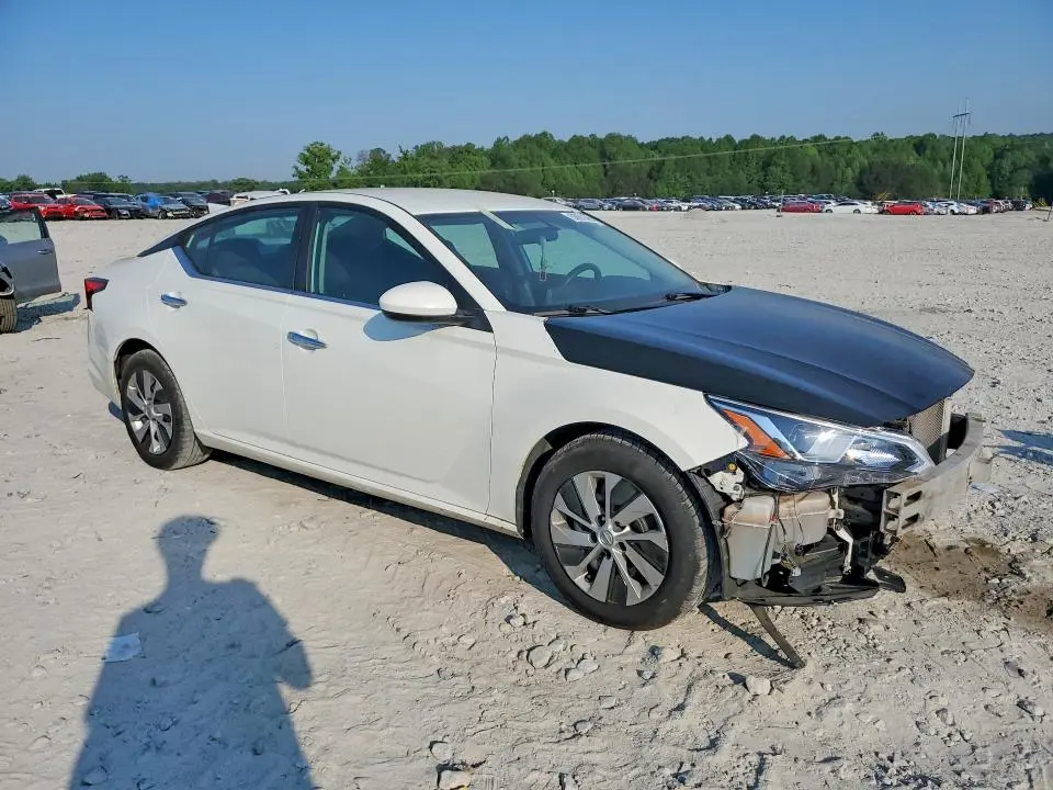 2019 NISSAN ALTIMA S  