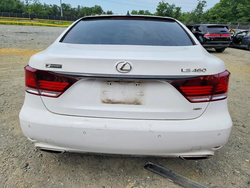 2015 LEXUS LS 460  