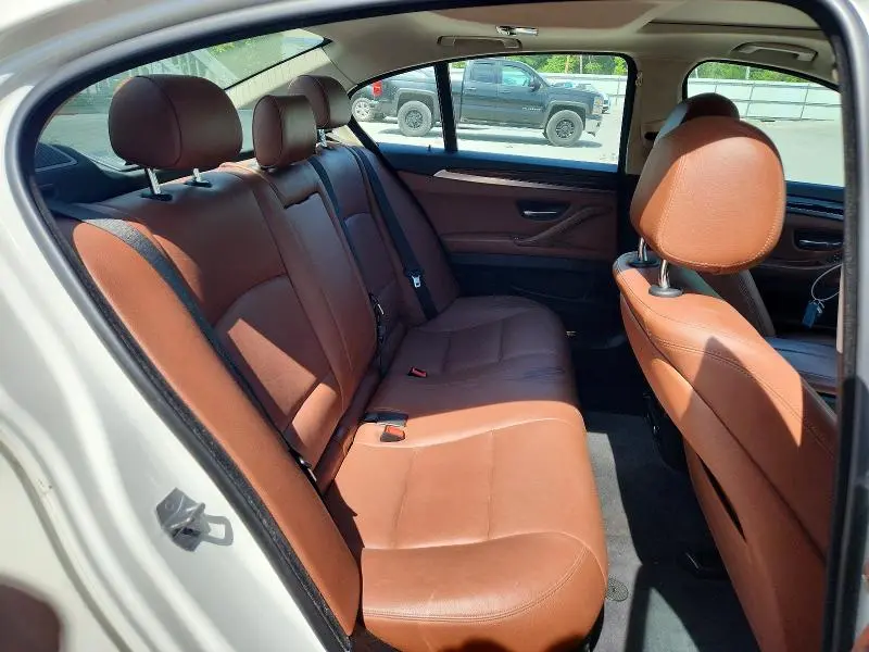2015 BMW 528 XI  
