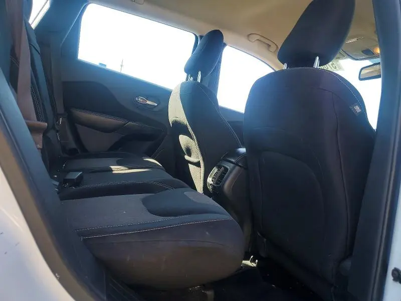 2014 JEEP CHEROKEE SPORT  