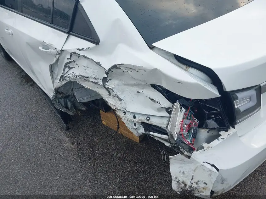 2014 CHEVROLET CRUZE 1LT AUTO