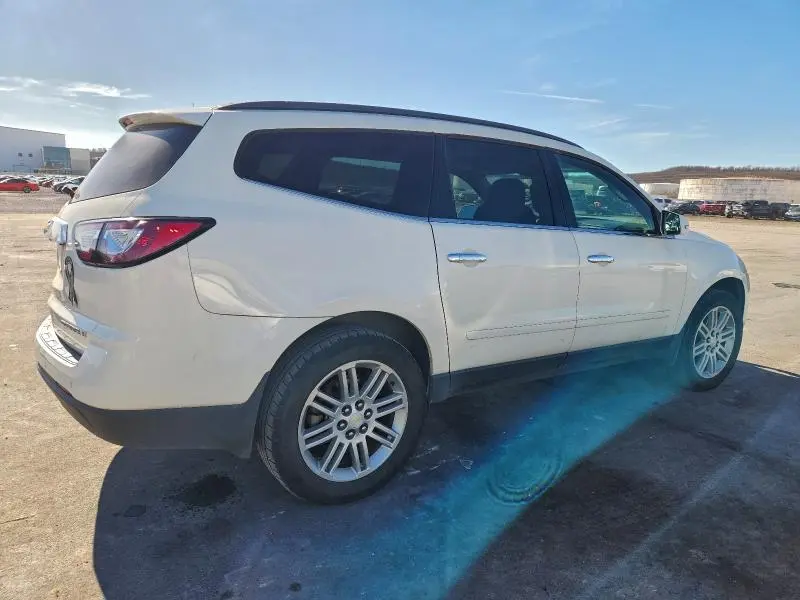 2014 CHEVROLET TRAVERSE LT  