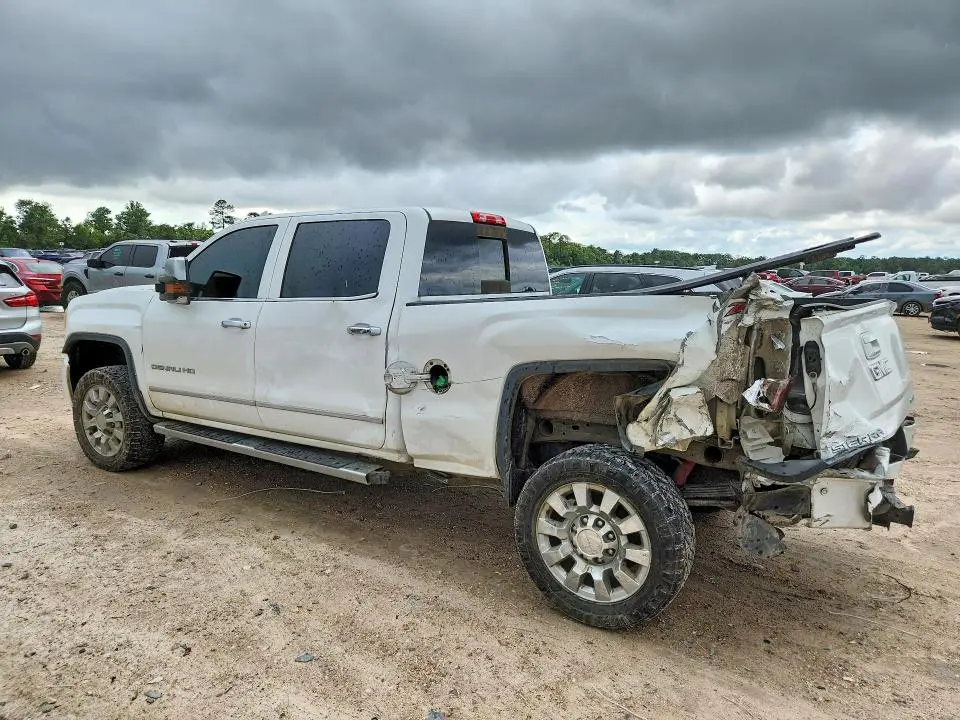 2015 GMC SIERRA K2500 DENALI  