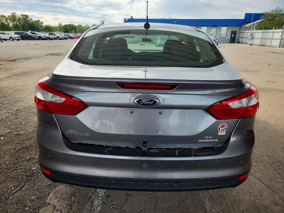 2014 FORD FOCUS SE  