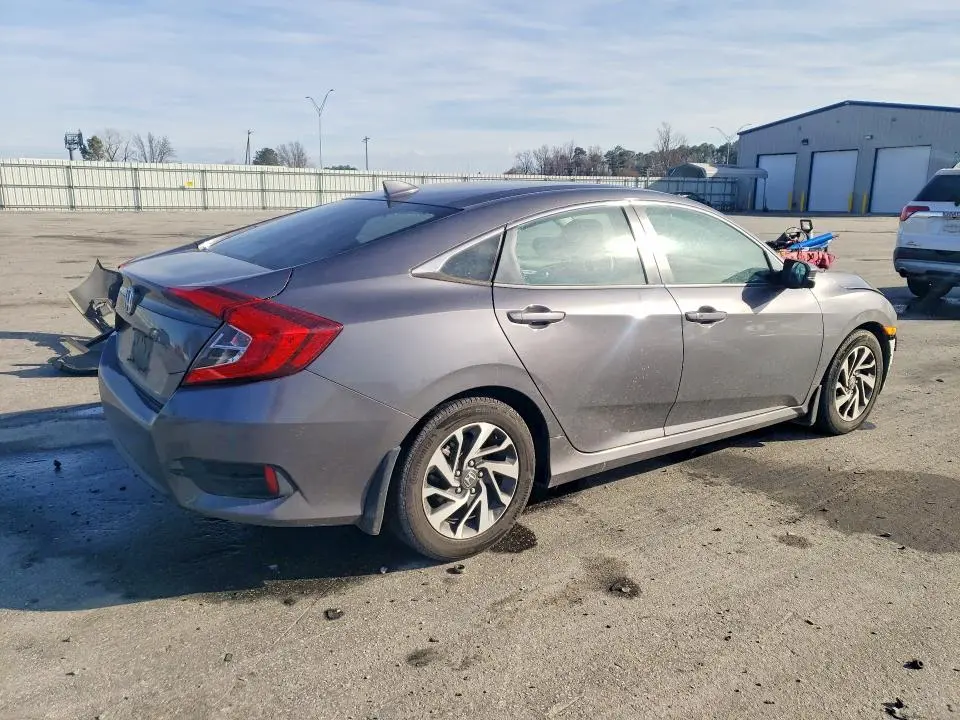 2018 HONDA CIVIC EX  