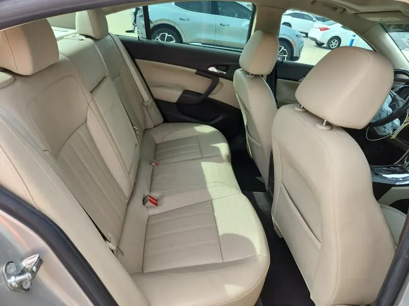 2011 BUICK REGAL CXL  