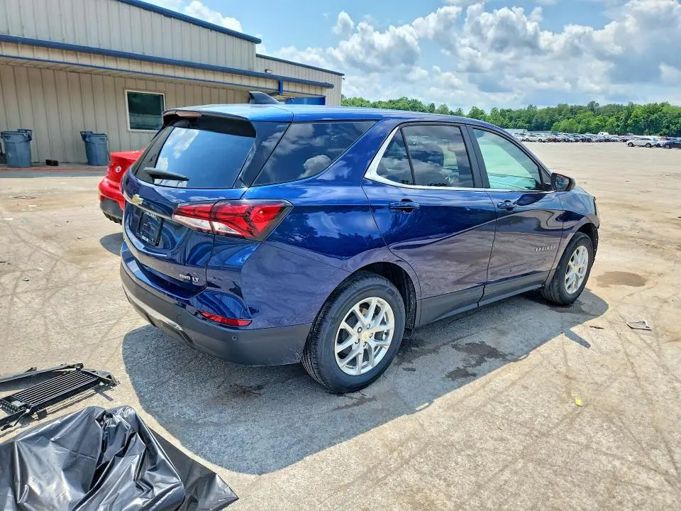 2022 CHEVROLET EQUINOX LT  