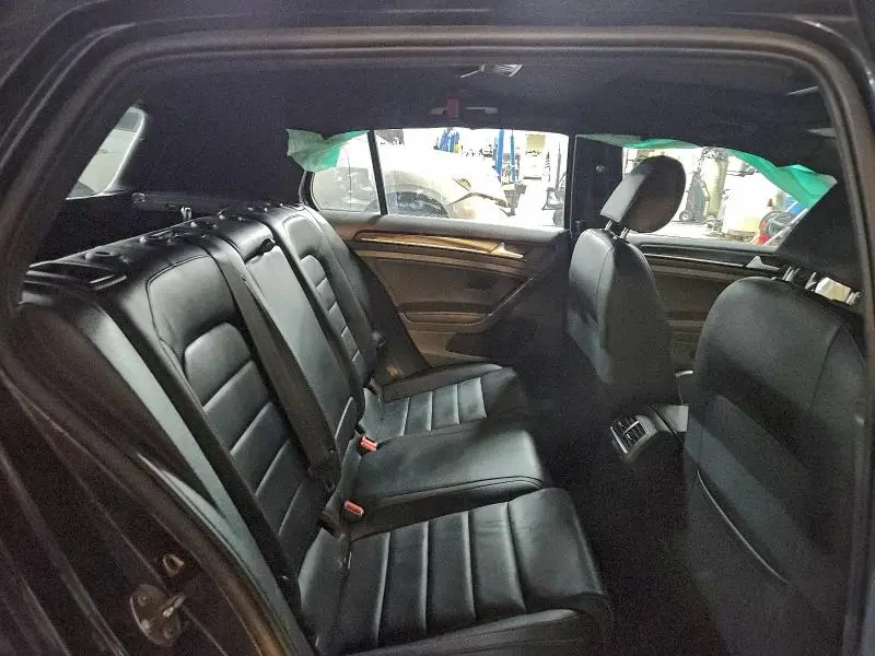 2017 VOLKSWAGEN GTI S/SE  