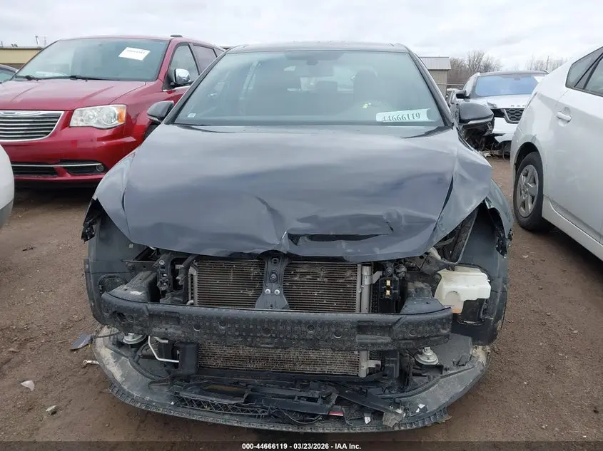 2015 VOLKSWAGEN GOLF GTI 2.0T SE 4-DOOR