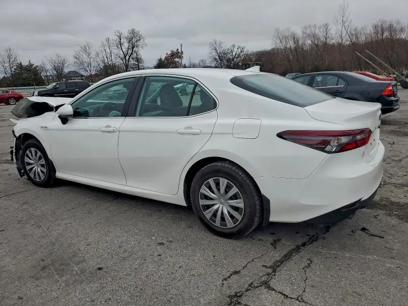 2021 TOYOTA CAMRY LE  