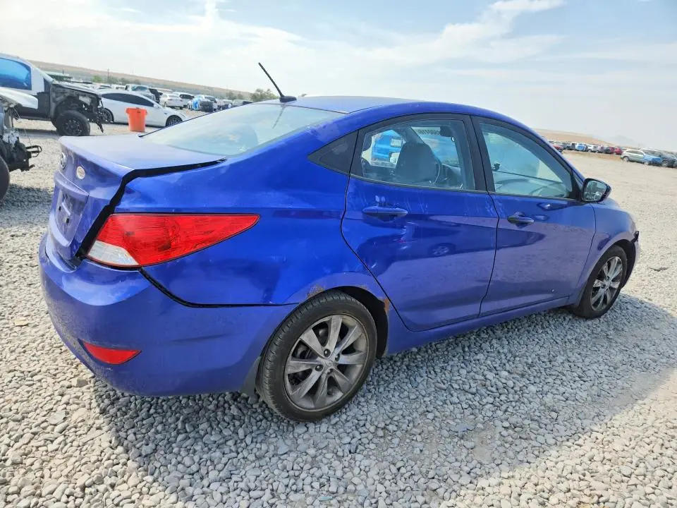 2012 HYUNDAI ACCENT GLS  