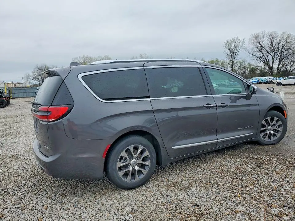 2022 CHRYSLER PACIFICA HYBRID PINNACLE  
